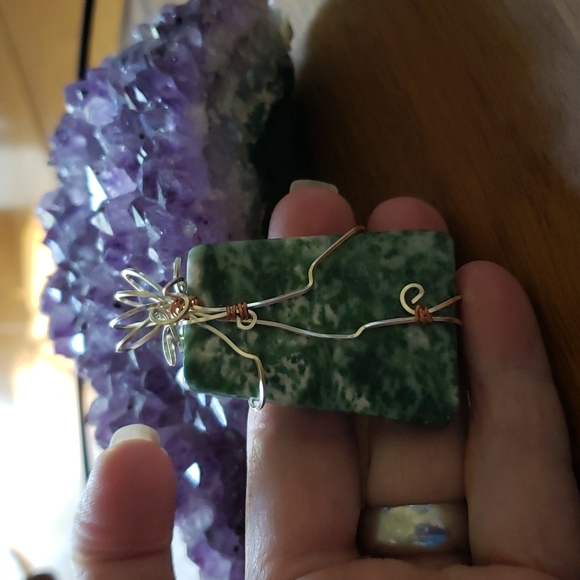 NWT Moss Agate (green & white) Pendant - Picture 6 of 8